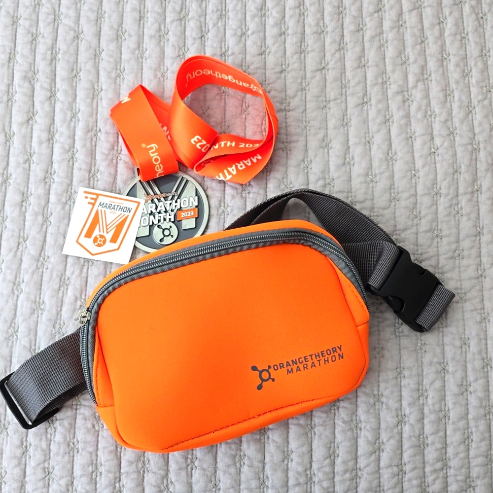 8/12 NWT Orangetheory marathon Fanny Pack 2023